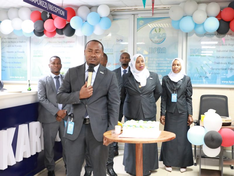 Opening day of Customer Service Week