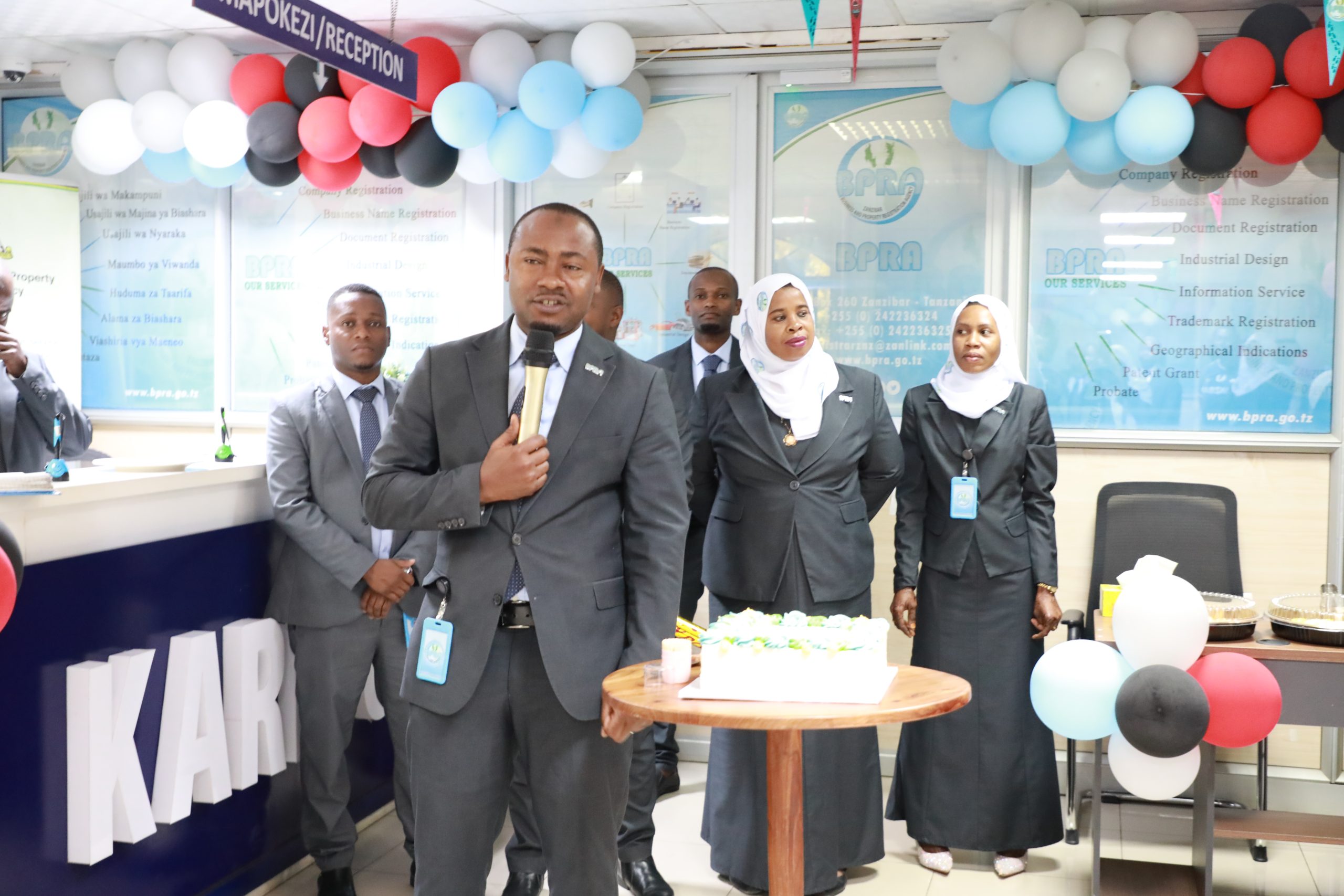 Opening day of Customer Service Week